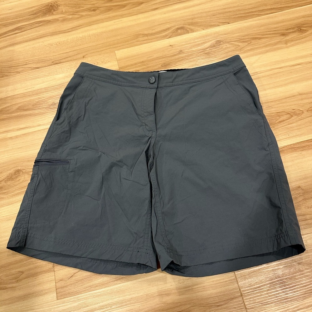 LL Bean women’s grey hiking shorts, size 8